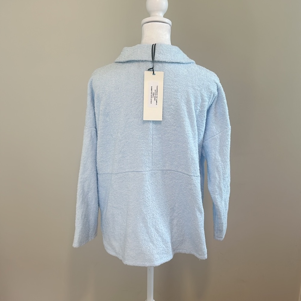 Tuckernuck Pomander Place Terry Cotton Collared Light Blue Pullover NWT Size XS - Picture 10 of 12